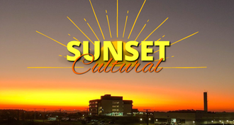 Foto de um pôr do sol na UFFS. Sobre a imagem a informação Sunset Cultural.