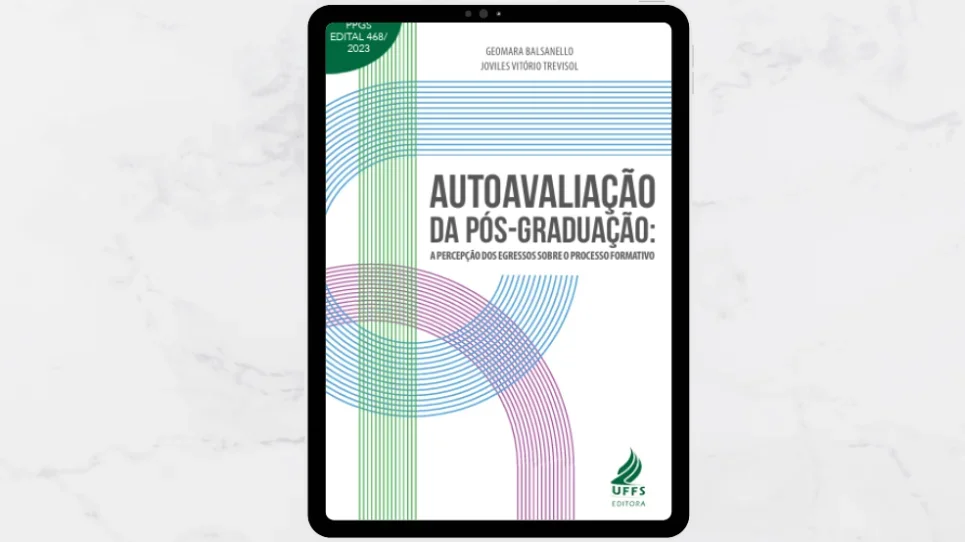 Livro aborda autoavaliação da pós-graduação na UFFS
