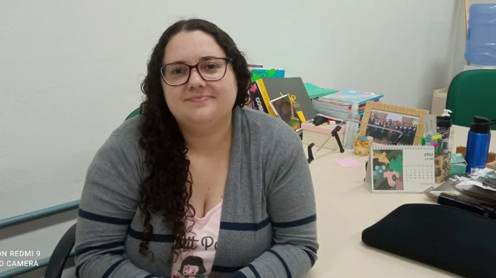 Egressa da UFFS recebe menção honrosa da Capes por tese de doutorado