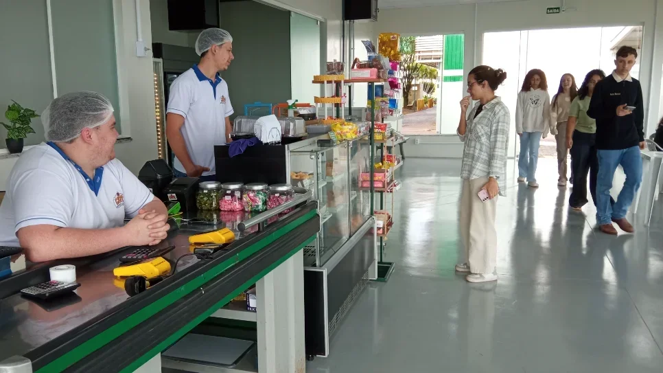 Cantina do Campus Realeza passa a funcionar em novo prédio a partir desta terça-feira (13)